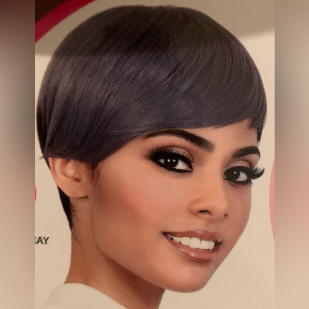 Short Wig